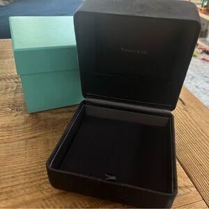 Auth. Tiffany & Co.® Necklace Presentation Black Velvet Box